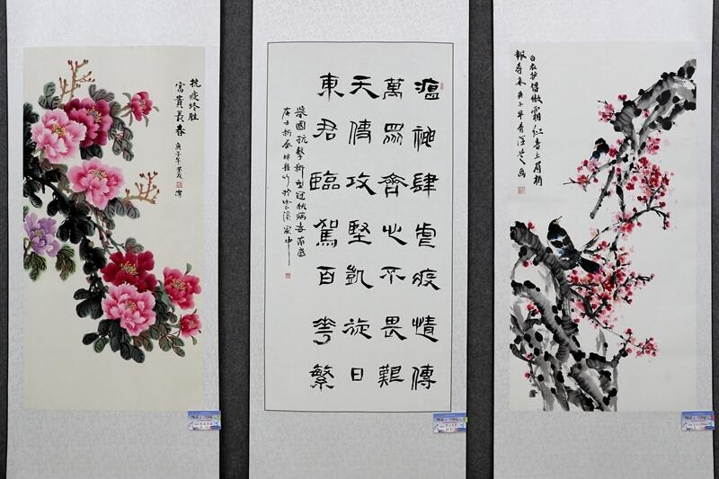 納溪區詩書畫院成立於1988年,現有詩詞部,書法部,繪畫部,攝影部,硬筆